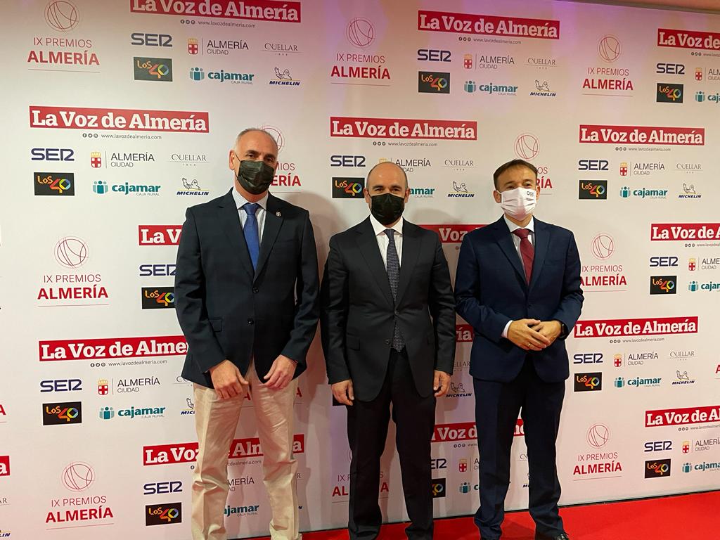 Foto de familia premiados Almería